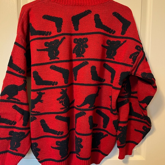 Australia Sweater - Picture 2 of 2
